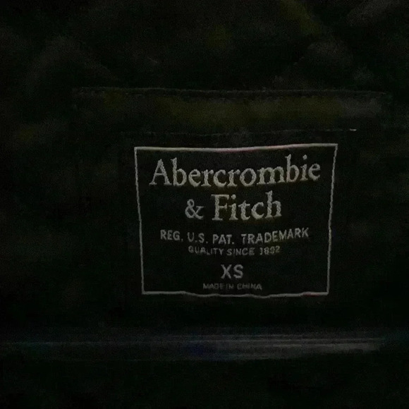 Abercrombie & Fitch women’s army green fleece zip up winter jacket; size XS - Picture 2 of 3